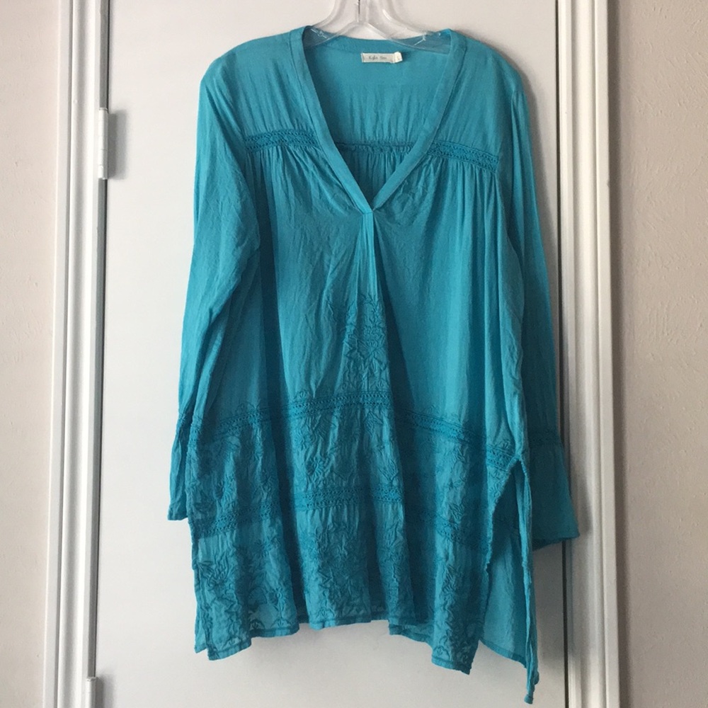 NWOT Tunic